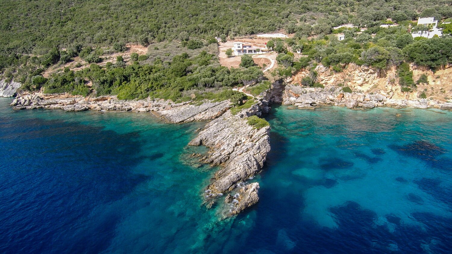 Azure_Point_House_Vasiliki_Lefkada_Greece_1