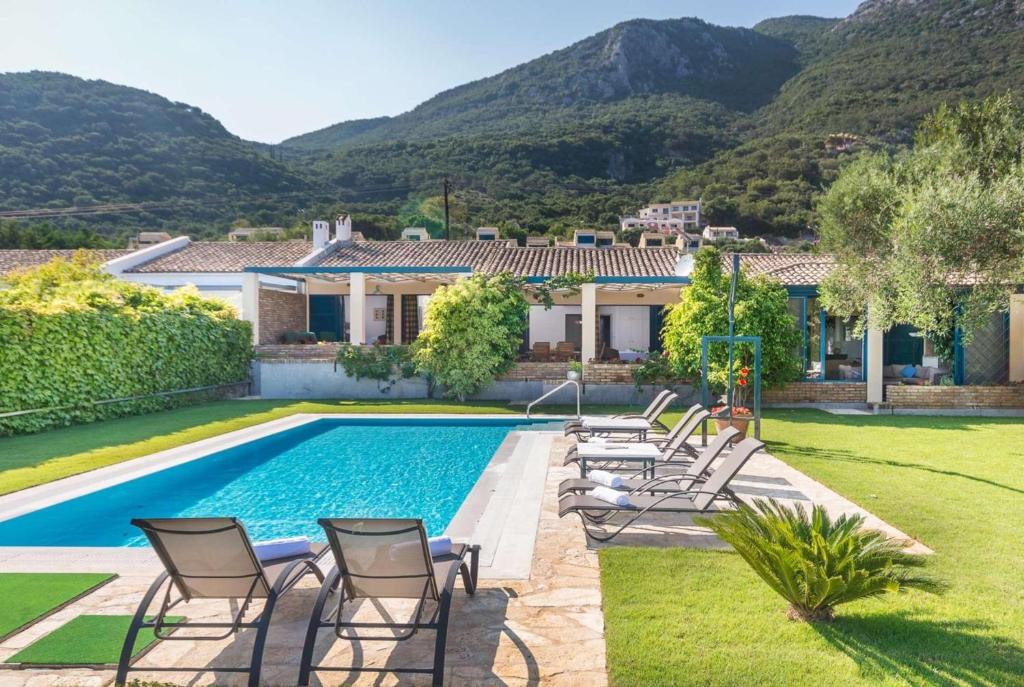 BARBATIBEACHSIDEESCAPEVILLA_CORFU_1X
