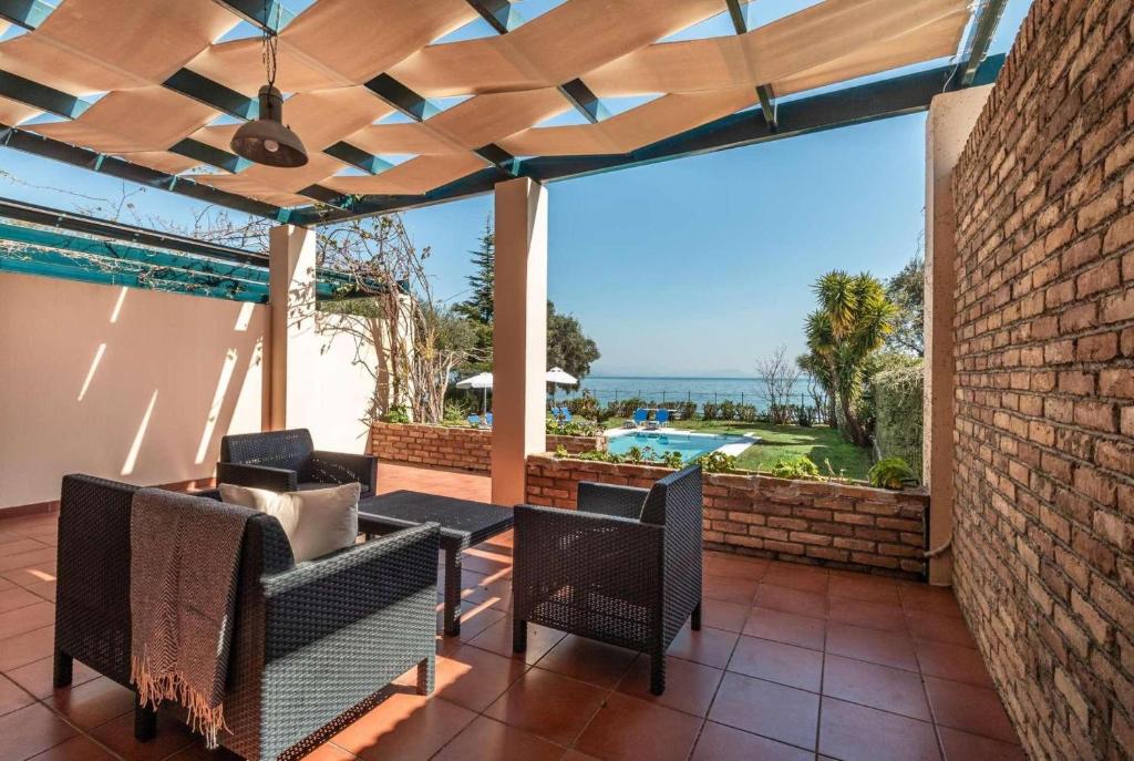 BARBATIBEACHSIDEESCAPEVILLA_CORFU_2A