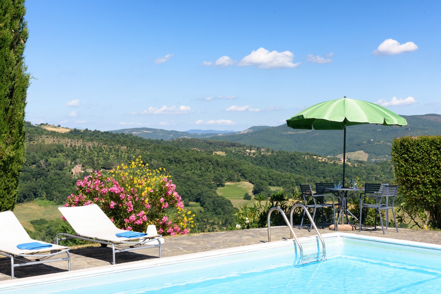 Casa_Del_Cavaliere_Umbria_Italy (11)