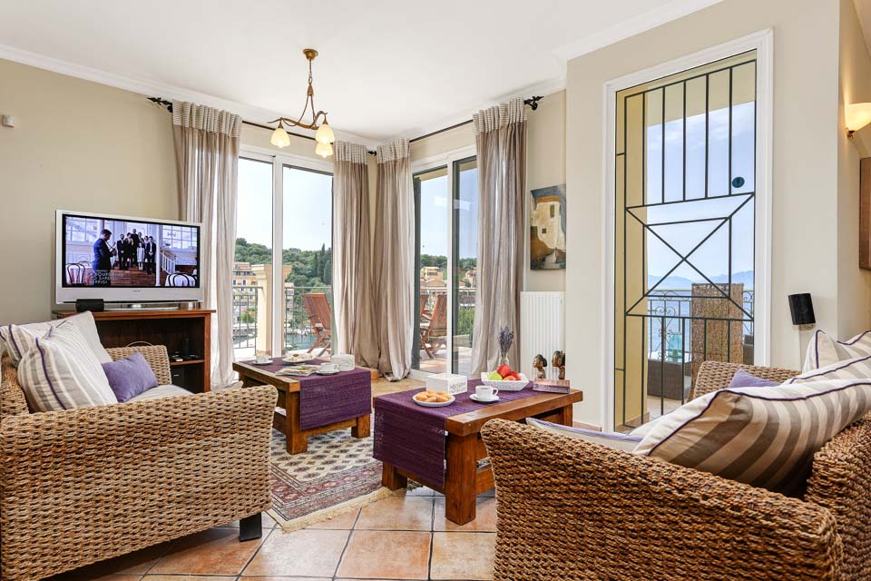 DIR_Villa_Afrodite_Kassiopi_Corfu_Greece_17