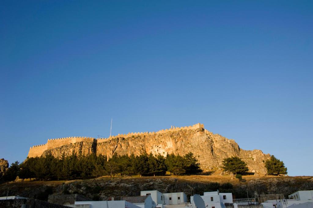 Casa_Lindos_Lindos_Rhodes_Greece (2)