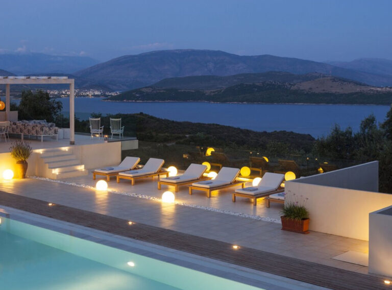 Pool side with sea view of our villas