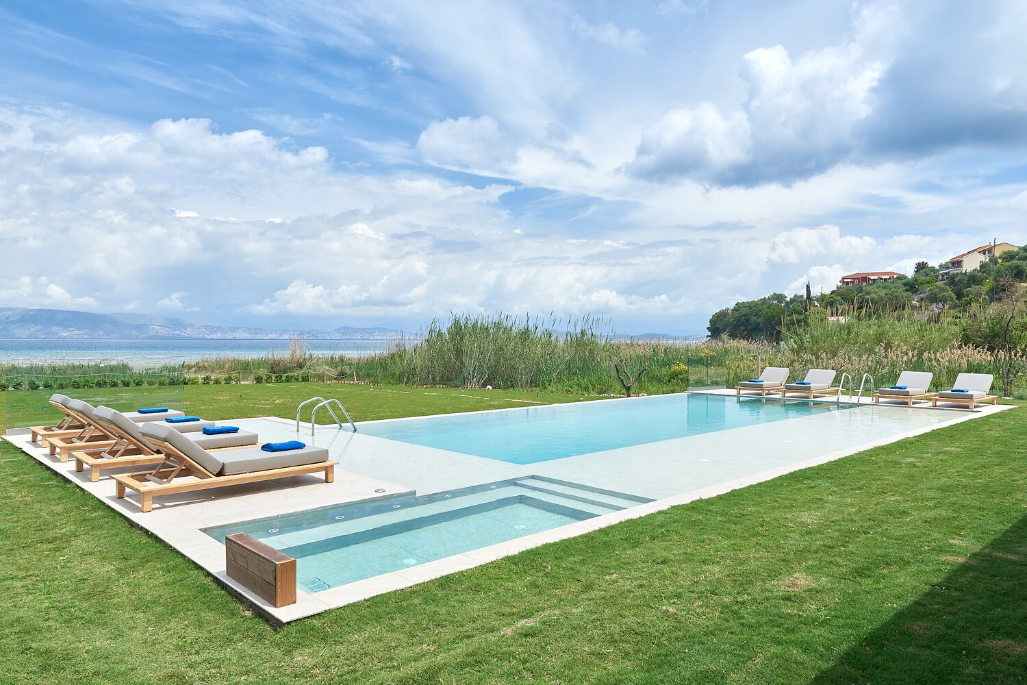 Nero_Beach_House_Kalamaki_Corfu_Greece (9)
