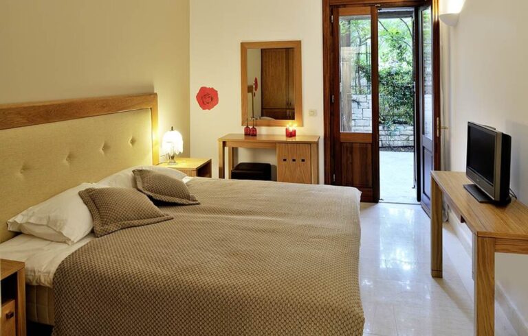 Sailors_Retreat_Geni_Lefkada_Greece (3)