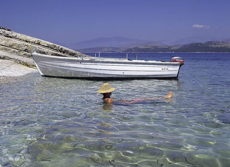 Sophula_Kasomitria_Apartments_San_Stefano_Corfu_Greece (1)