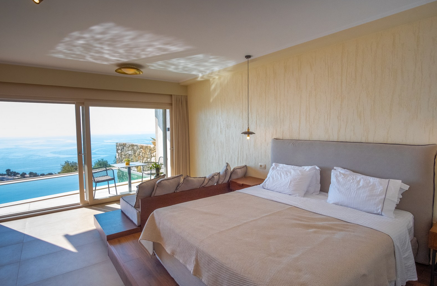 The_Apolis_Junior_Suite_Parga_Greece (8)