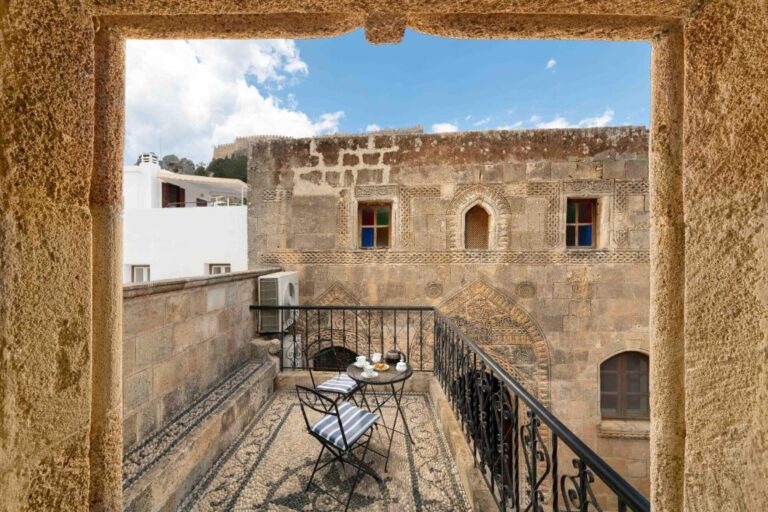 The_Captains_House_Lindos_Rhodes_Greece (4)