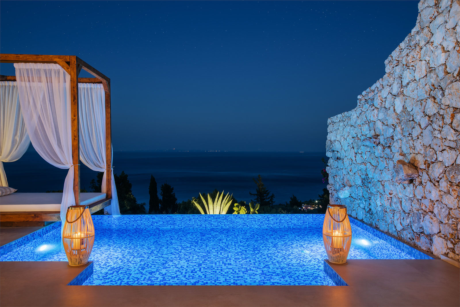The_Emerald_Honeymoon_Suite_Agios_Nikolaos_Zakynthos_Greece (18)