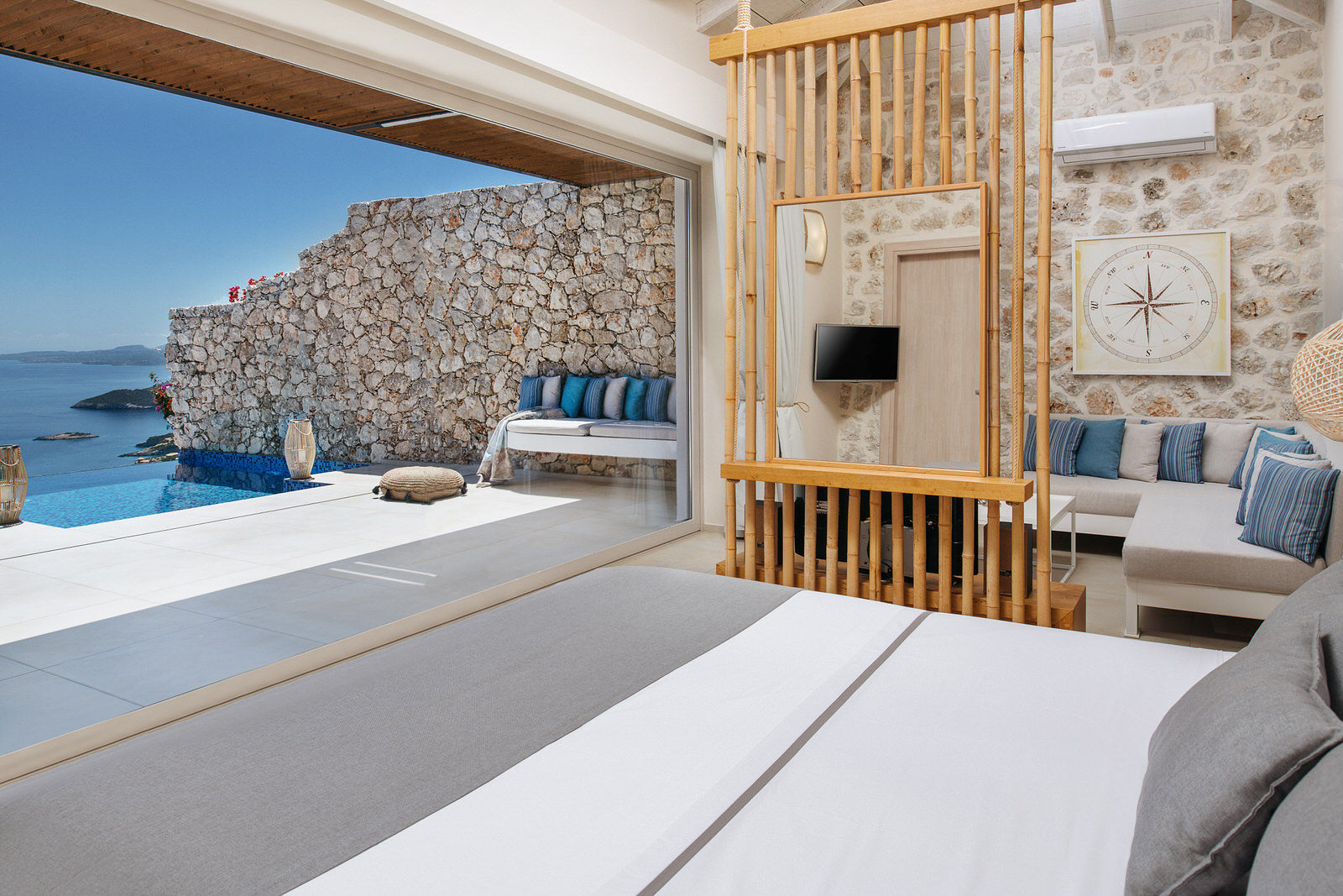 The_Emerald_Honeymoon_Suite_Agios_Nikolaos_Zakynthos_Greece (4)