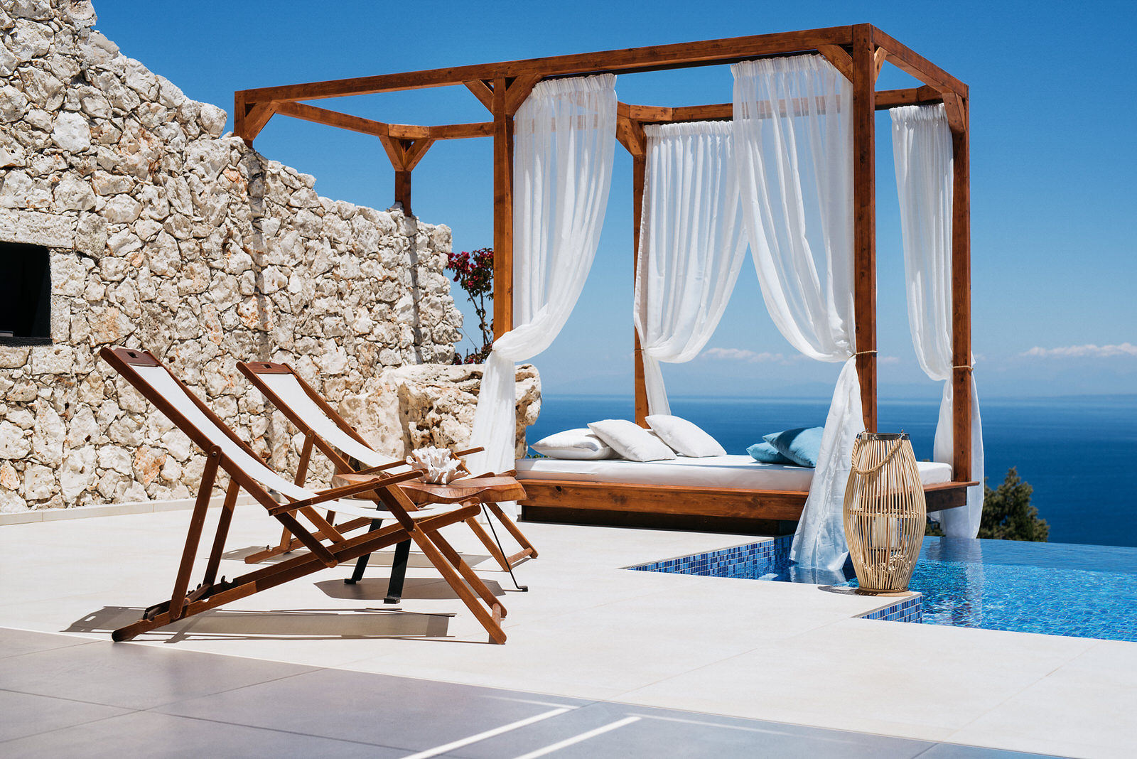 The_Emerald_Honeymoon_Suite_Agios_Nikolaos_Zakynthos_Greece (8)