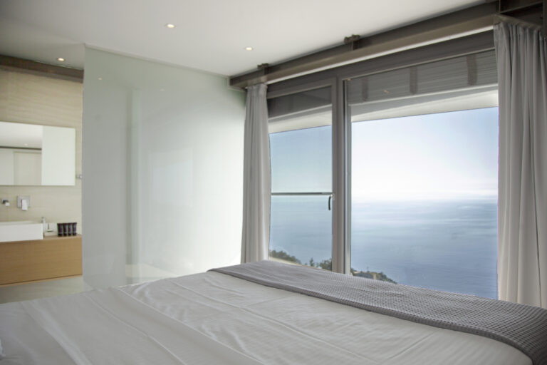 The_Glass_House_Syvota_Mainland_Greece (2)