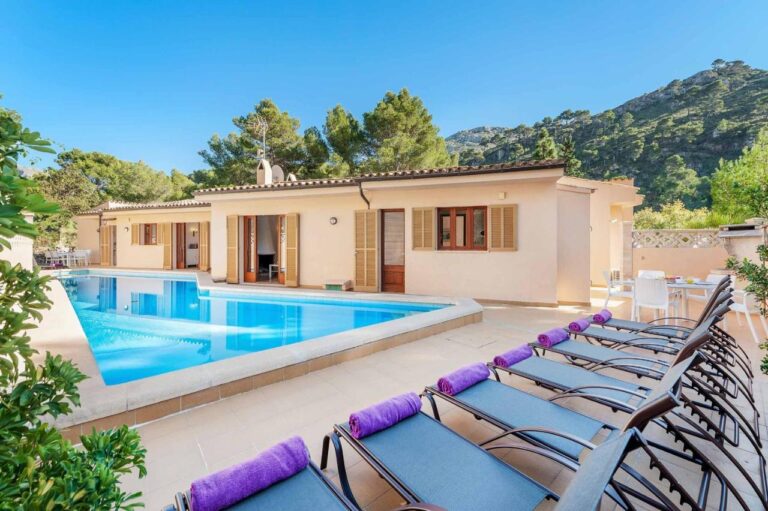 Villa_Tonieta_Cala_San_Vicente_Spain