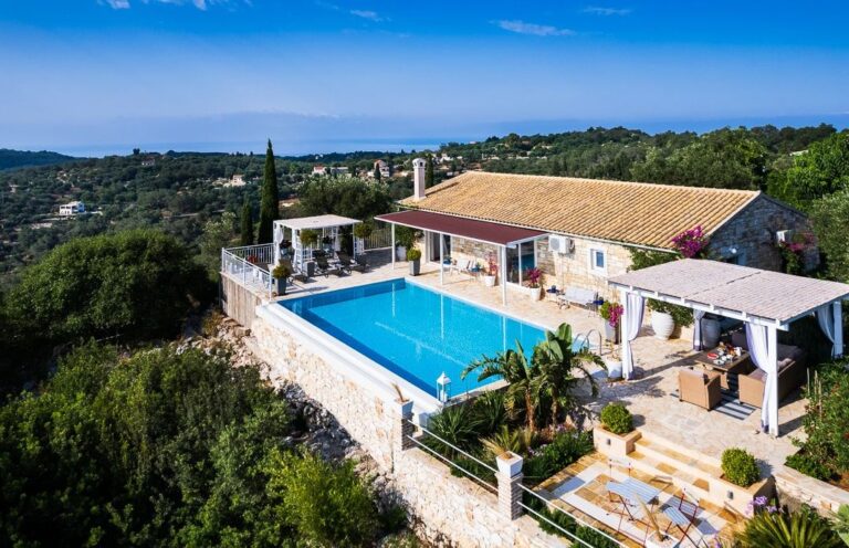 VILLAJUNIPER_PAXOS_GREECE1RR