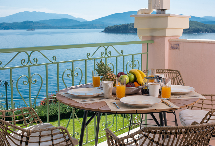 Villa-Athina-Kassiopi-Corfu-Greece (7)