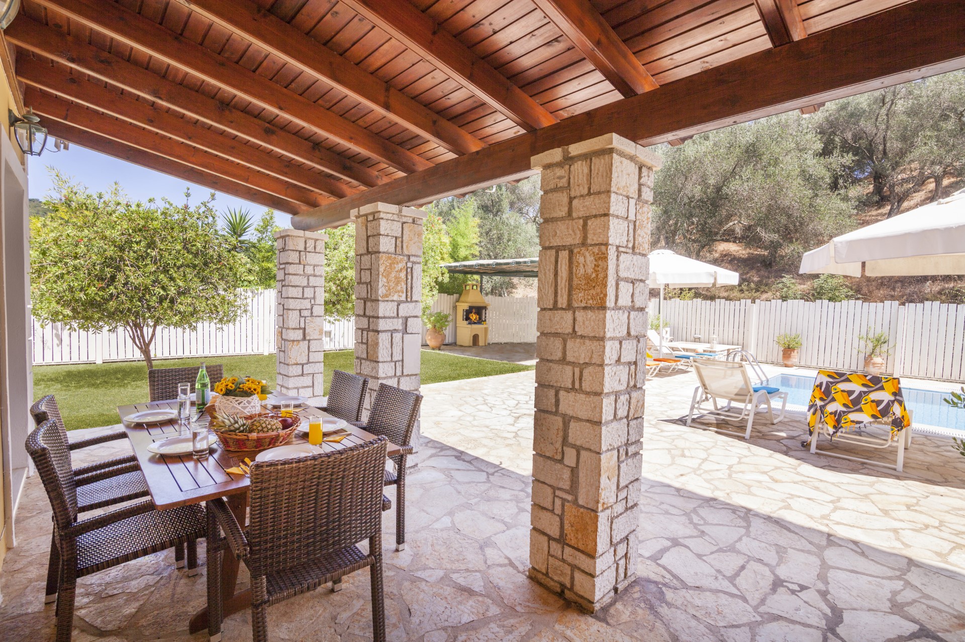 Villa_Anna_San_Stefano_Corfu_Greece_3