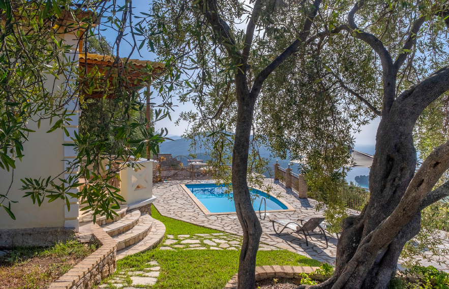 Villa_Apolis_Executive_Parga_Greece (3)