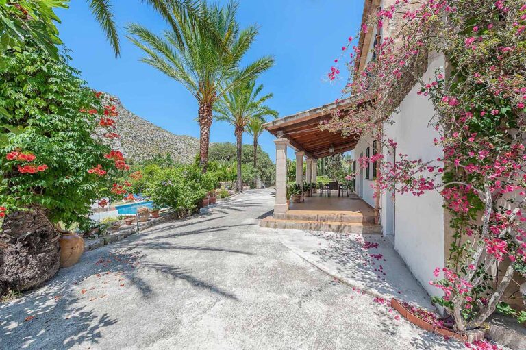 Villa_Clavet_Cala_San_Vicente_Spain