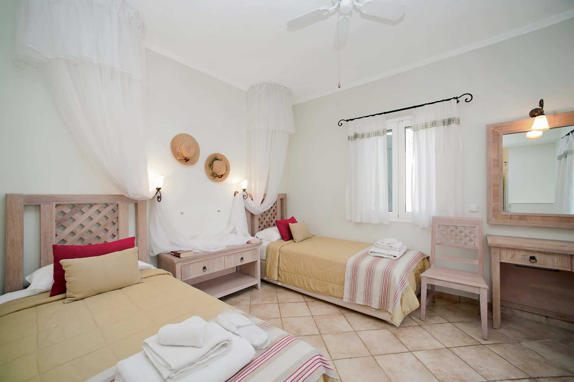 Villa_Elia_Yialiskari_Kalami_Corfu_Greece (10)
