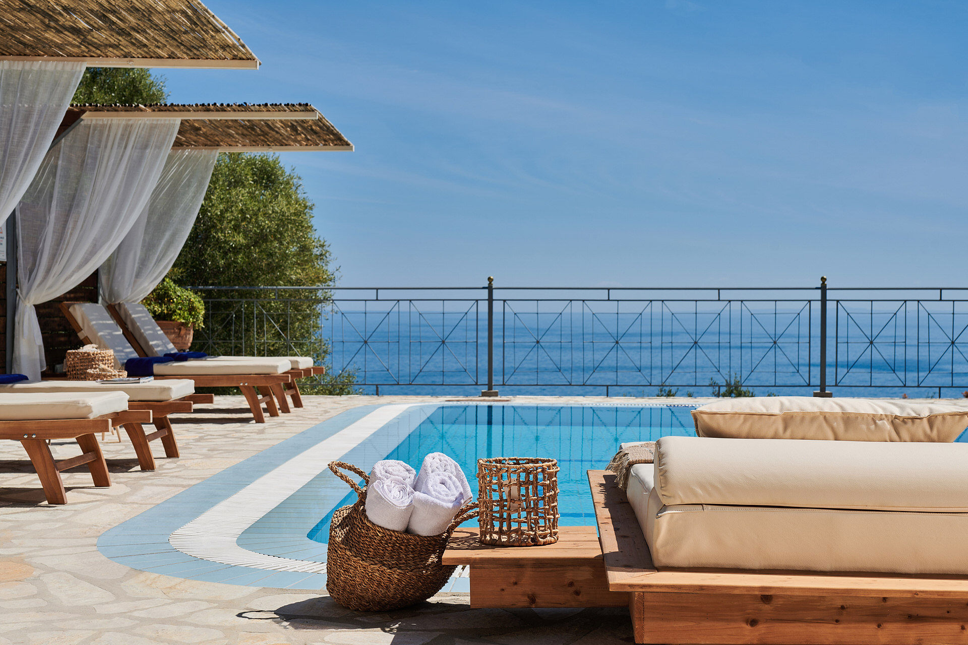 Villa_Emerald_Classic_Agios_Nikolaos_Zakynthos_Greece (9)