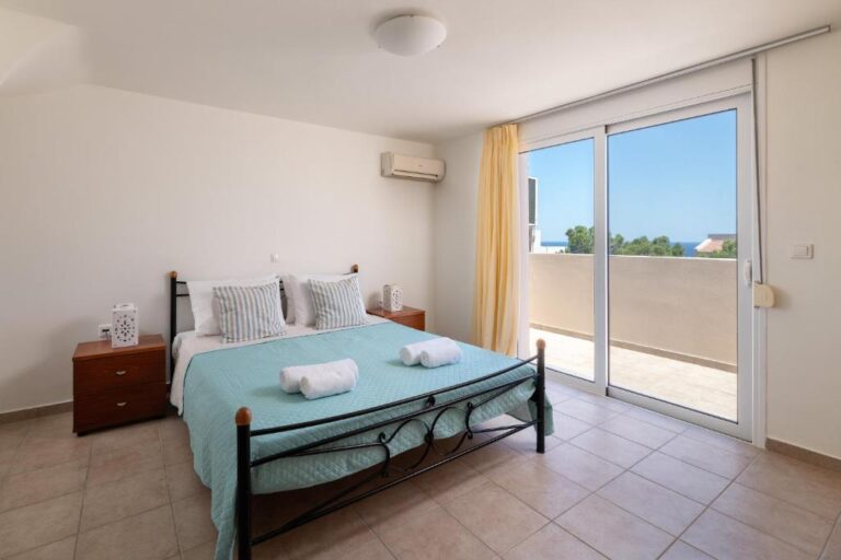 Villa_Fadia_Lindos_Rhodes_Greece (13)