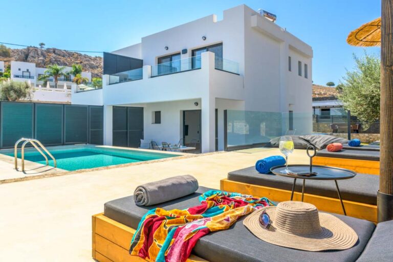 Villa_Harmonia_Lindos_Rhodes_Greece(1)