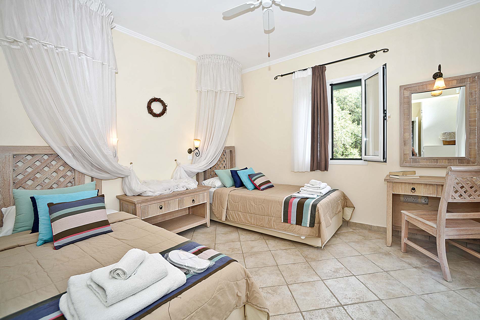 Villa_Karydia_Yialiskari_Kalami_Corfu_Greece (10)
