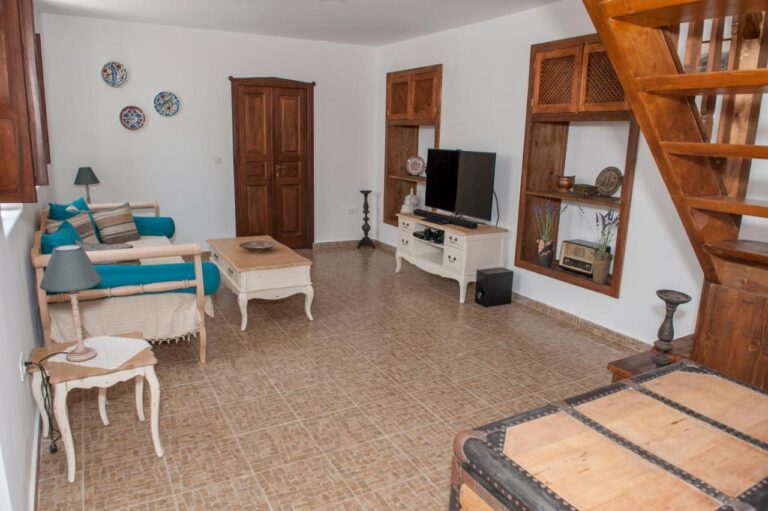 Villa_Marietta_Lindos_Rhodes_Greece (23)