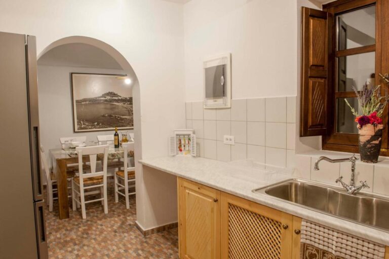 Villa_Marietta_Lindos_Rhodes_Greece (9)