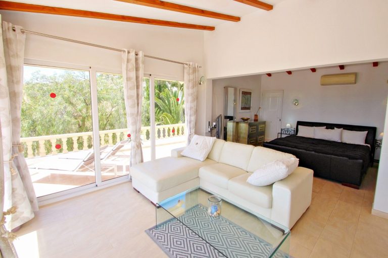 Villa_Michelle_Moraira_Costa_Blanca_Spain (2)