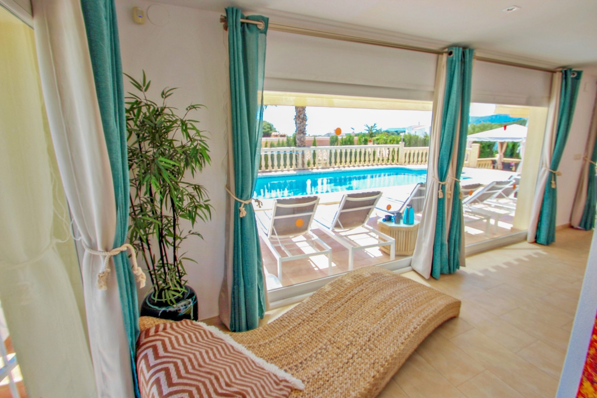Villa_Michelle_Moraira_Costa_Blanca_Spain (23)