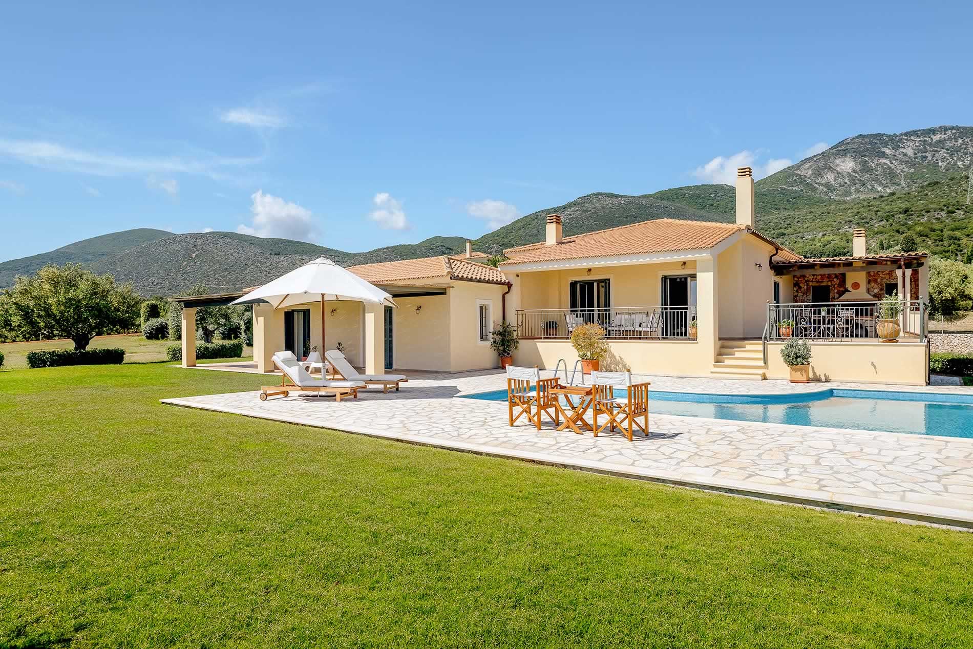 Villa_Olivia_Trapezaki_Kefalonia_Greece (1)