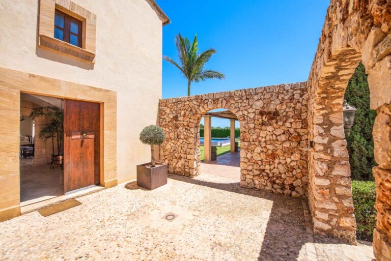 Villa_Pletessa_Nova_Cala_Dor_Mallorca_Spain (11)