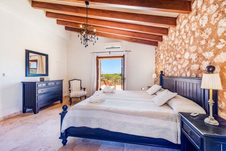 Villa_Pletessa_Nova_Cala_Dor_Mallorca_Spain (27)