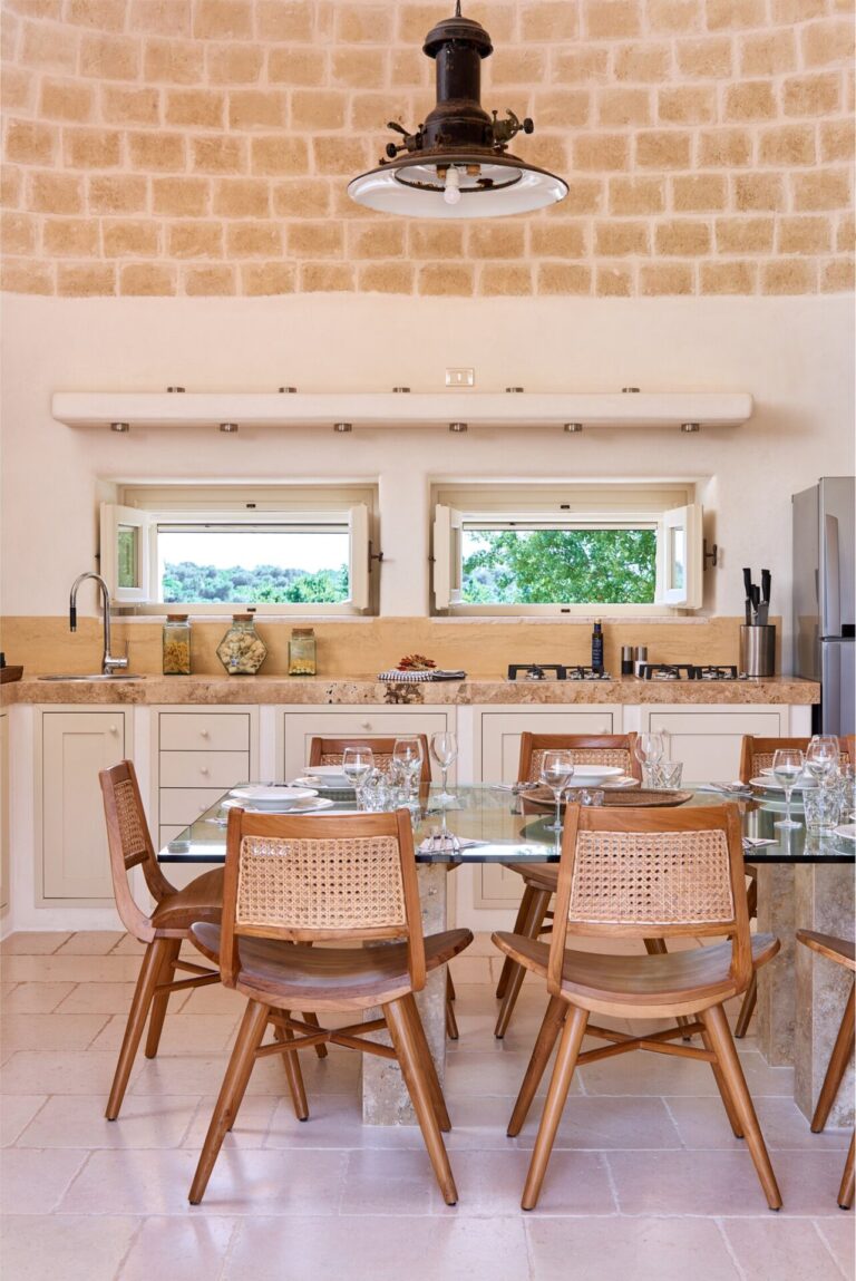 Villa_Trulli_Fiori_Puglia_Italy (5)