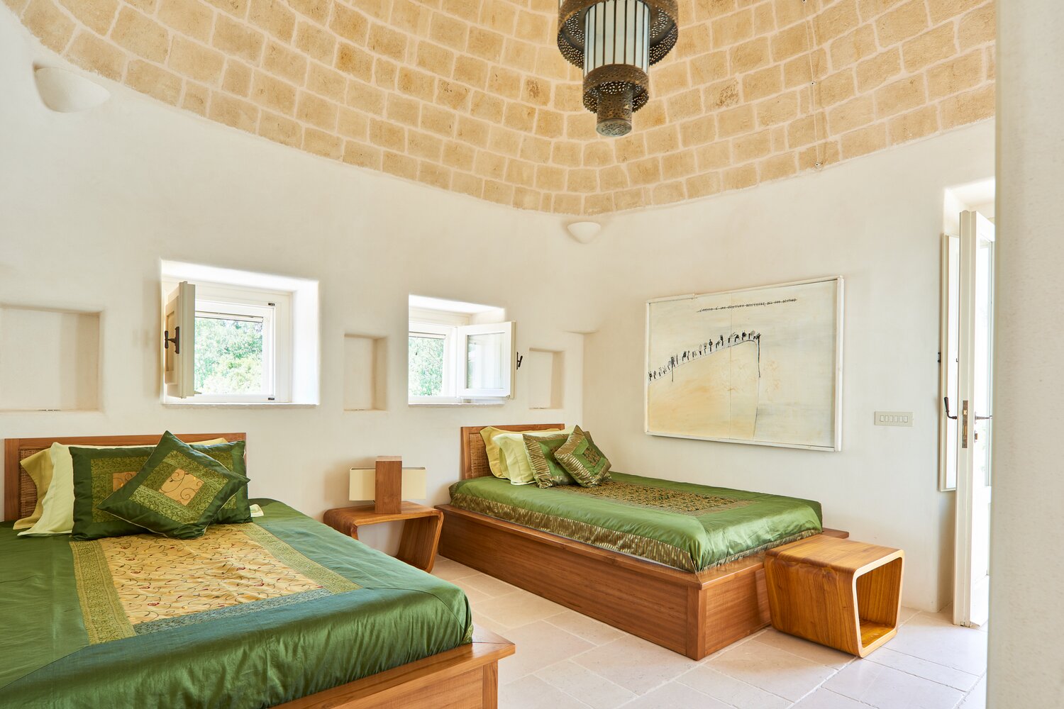 Trulli_Fiori_Puglia_Italy (7)