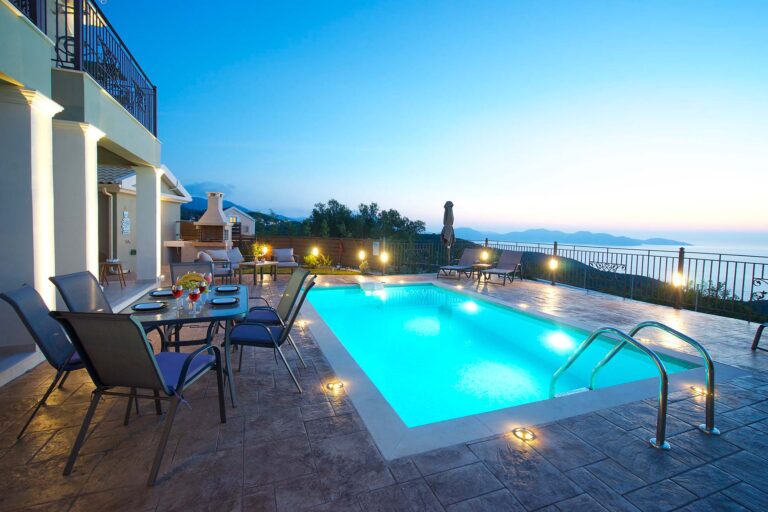 Villa_Vasilikades_Fiskardo_Kefalonia_Greece (1)