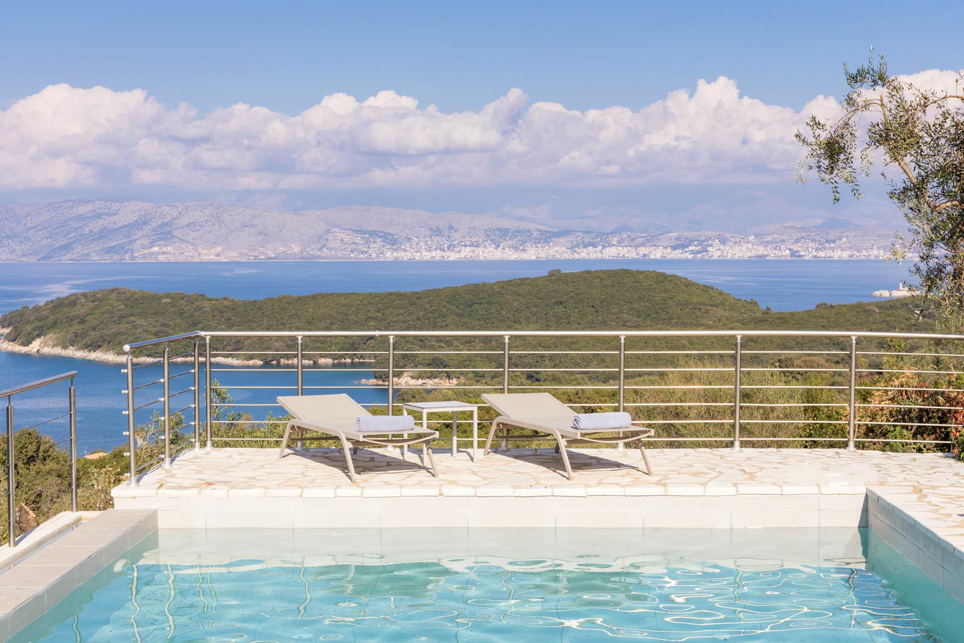 Villa_Yellowstone_Avlaki_Corfu_Greece (4)