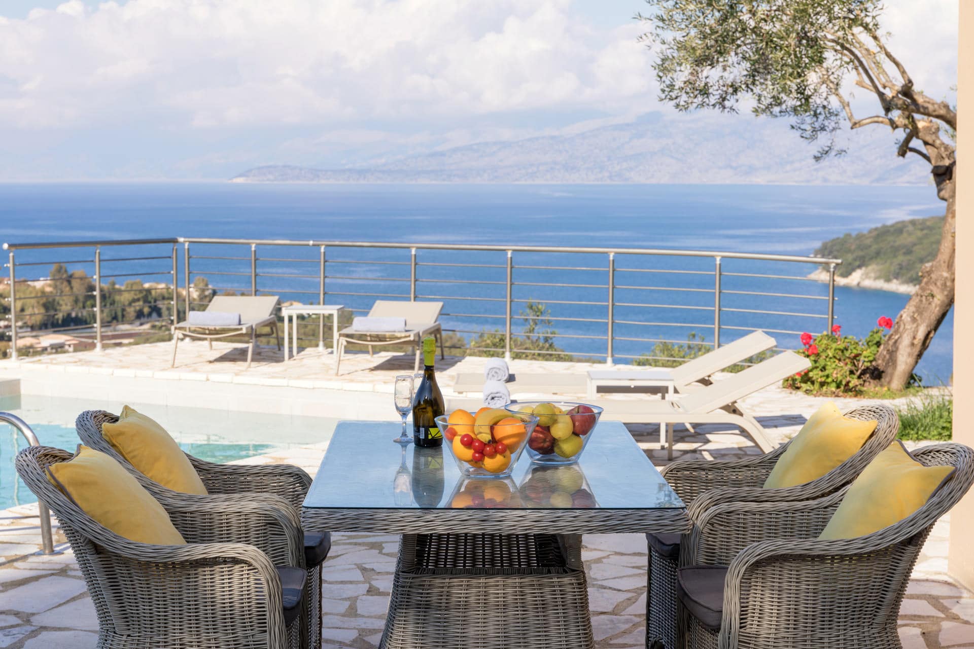 Villa_Yellowstone_Avlaki_Corfu_Greece (6)