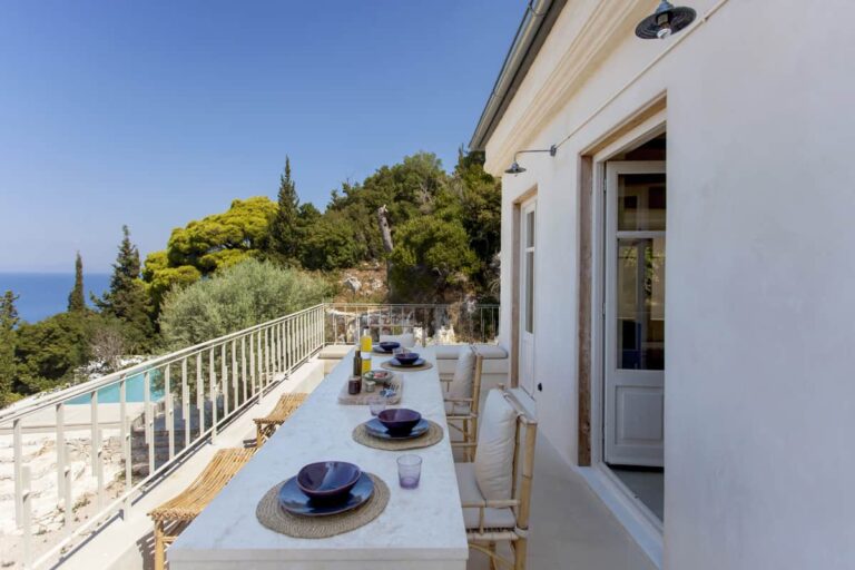 villa-dalula-agios-nikitas-lefkada-greece-outdoor-balcony-dining-with-pool-view