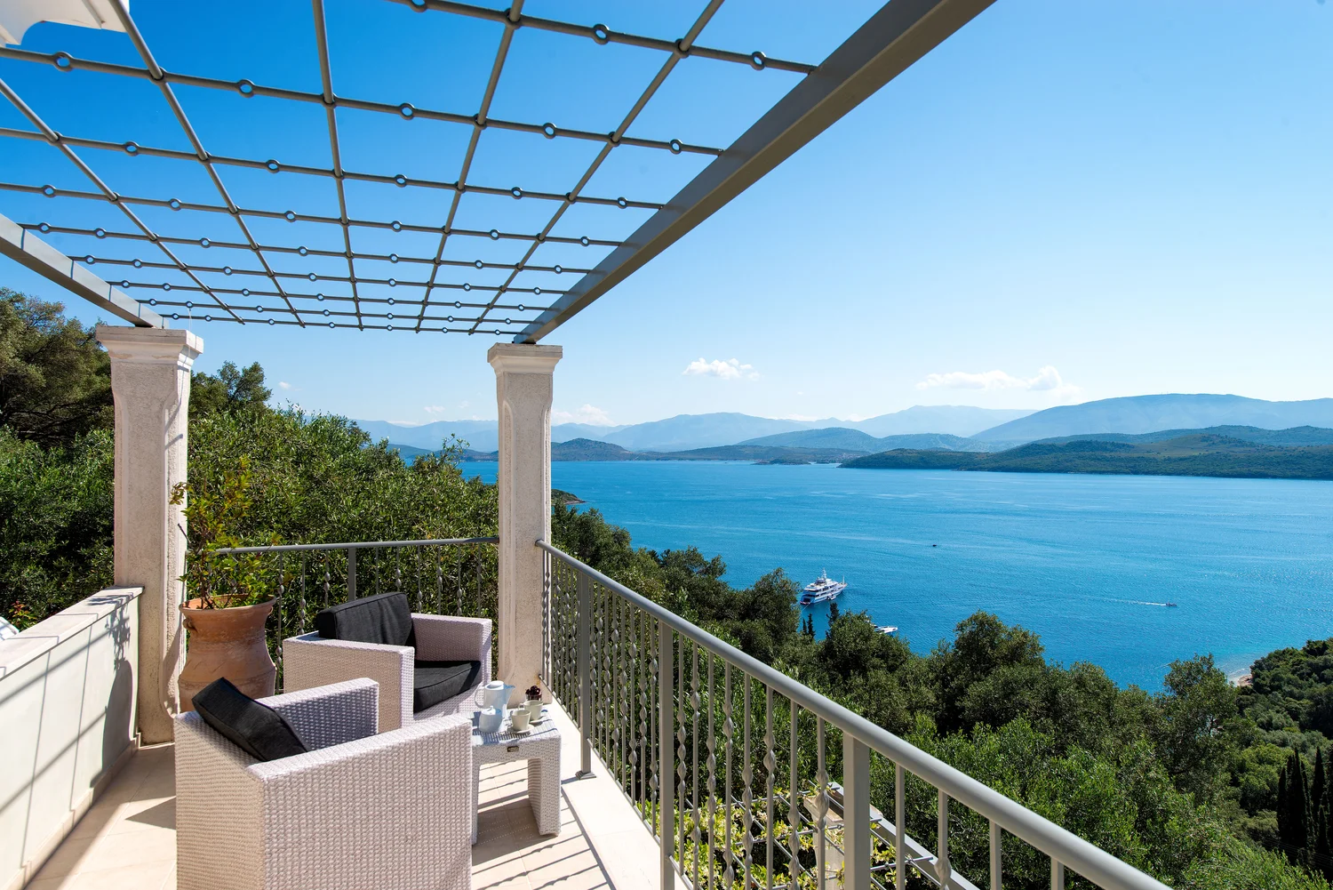 villa_helidoni_kerasia_corfu_greece_1h