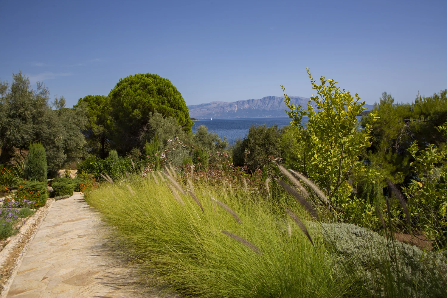 villa_water_edge_lefkada_greece_9b