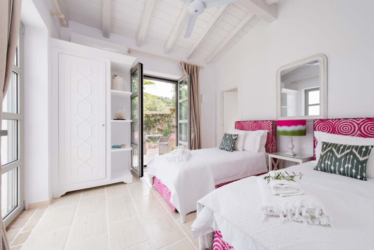 CV_Villa_Acacia_House_Kalamaki_Corfu_Greece (17)