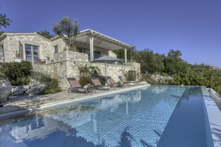 CV_Villa_Acacia_House_Kalamaki_Corfu_Greece (2)