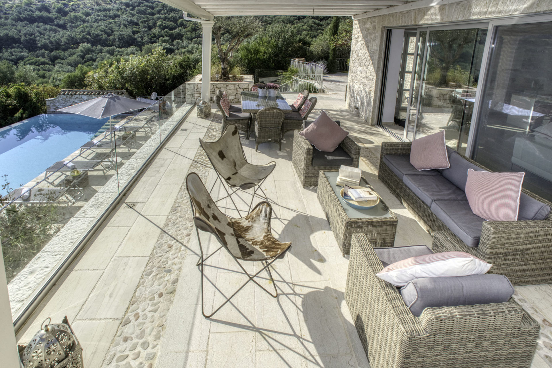 CV_Villa_Acacia_House_Kalamaki_Corfu_Greece (3)