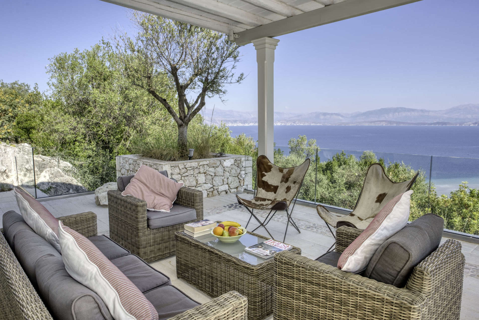 CV_Villa_Acacia_House_Kalamaki_Corfu_Greece (8)