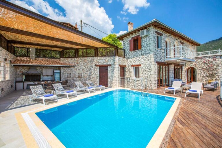 Villa_Rachi_Nidri_Lefkada_Greece