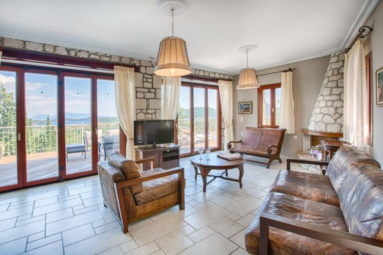 Villa_Rachi_Nidri_Lefkada_Greece