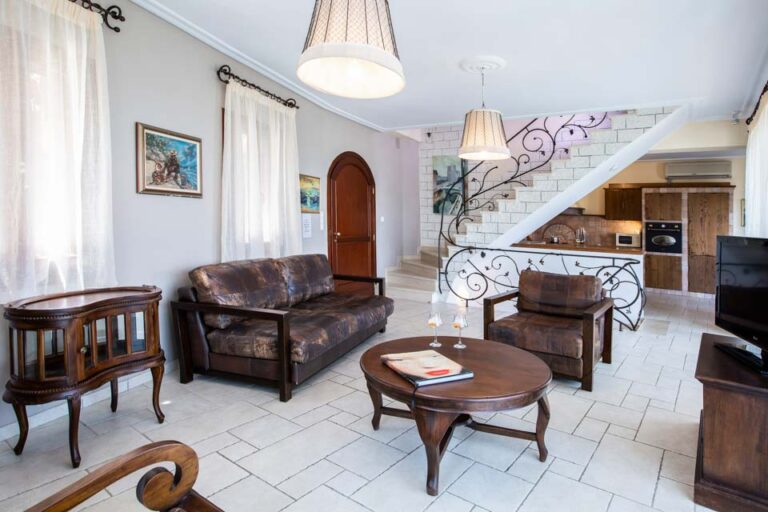 Villa_Rachi_Nidri_Lefkada_Greece