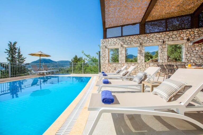 Villa_Rachi_Nidri_Lefkada_Greece